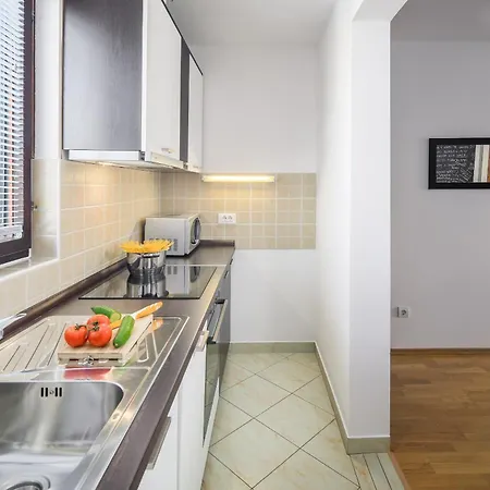 Urban Premium (adults Only) *