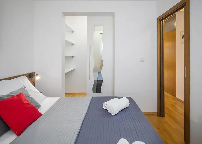 Urban Premium (adults Only) *