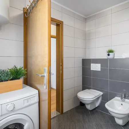 Urban Premium (adults Only) *