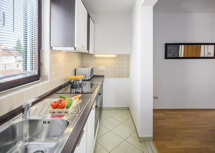 Urban Premium (adults Only) *