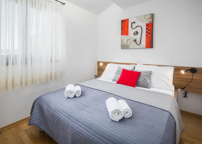 Urban Premium (adults Only) *